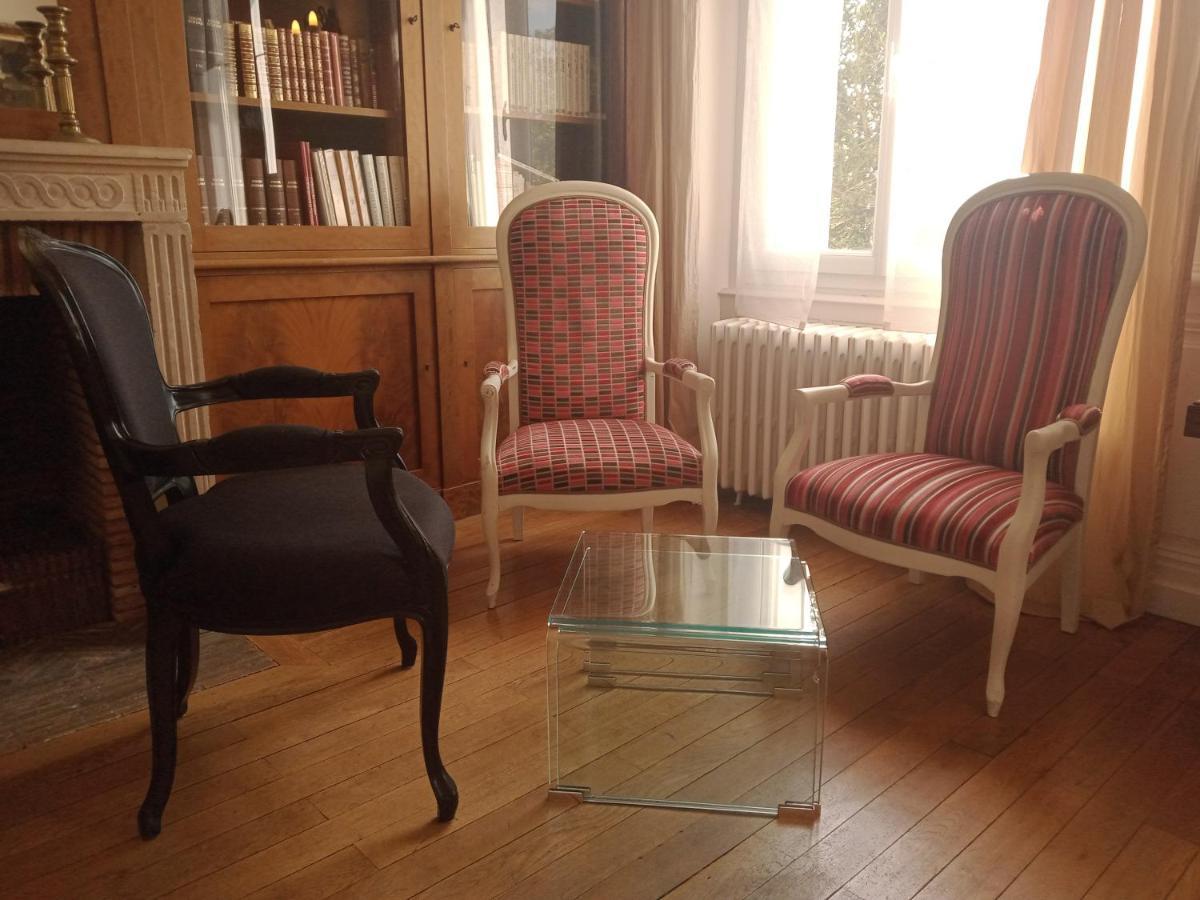 Chateau Du Breuil Holiday home *